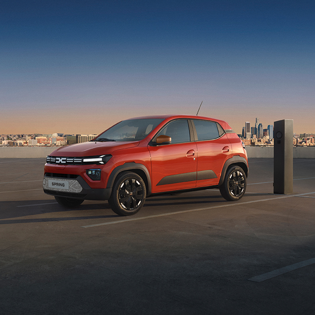 DACIA SPRING expression 70 da 3.900€* con incentivi statali pari a 11.000€ e 3.300€ di vantaggi Dacia.